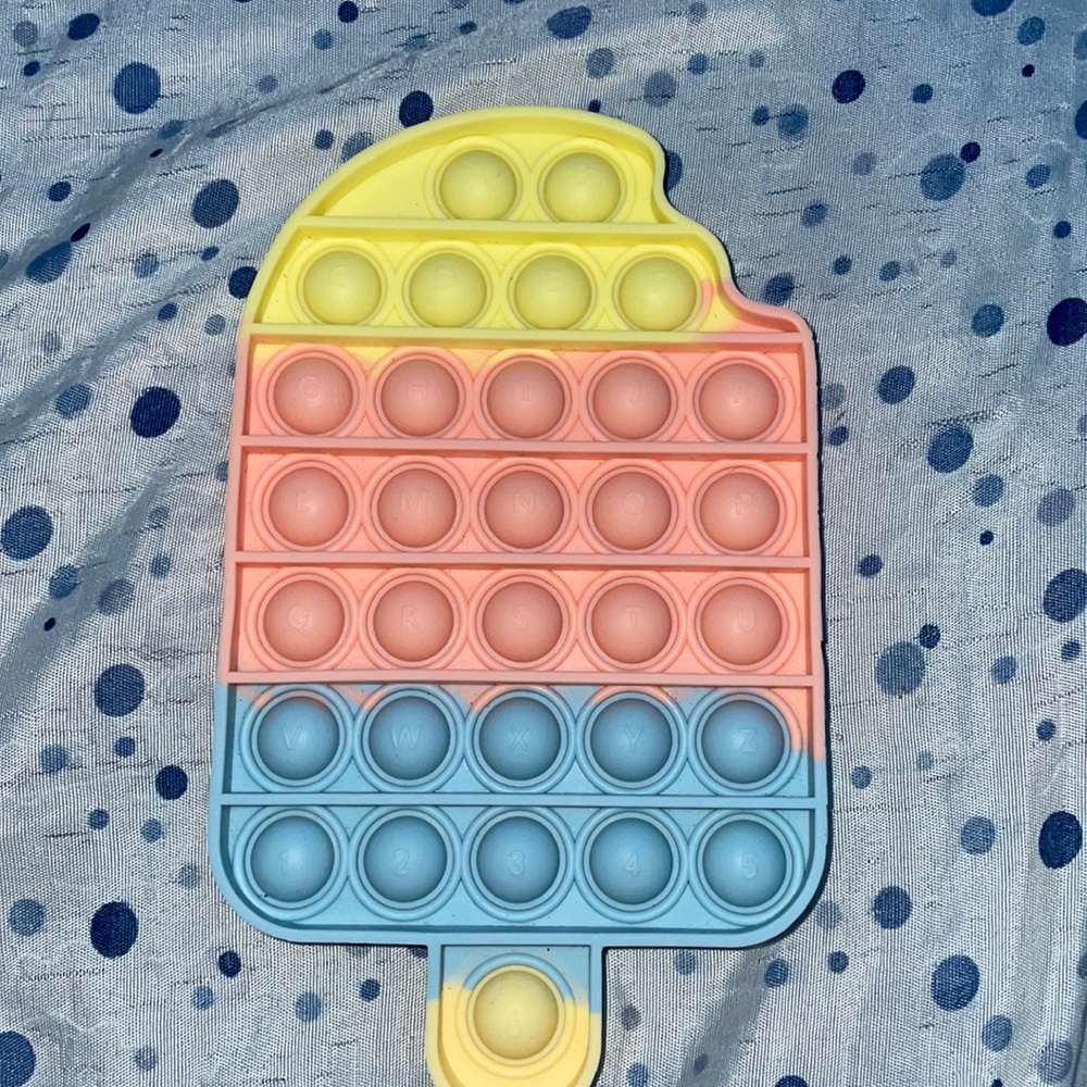 Pop it ( ice cream)